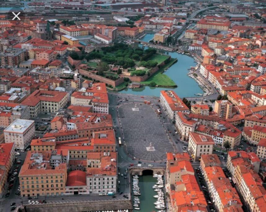 Centro Citta Con Le Comodita Livorno Exterior photo